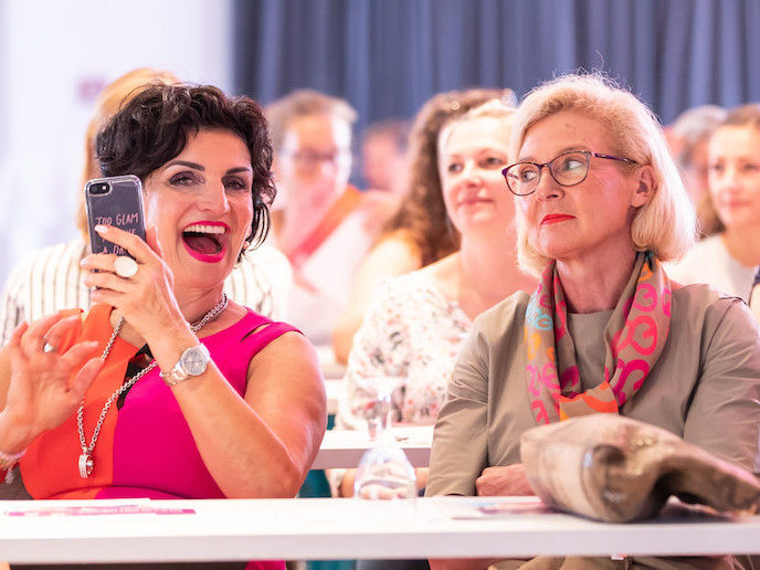 "Konfliktmanagement im Team und mit dem Patienten" von Beate Recker und Dr. Sabine Hopmann auf den DENTAL TEAMDAYS in Berlin